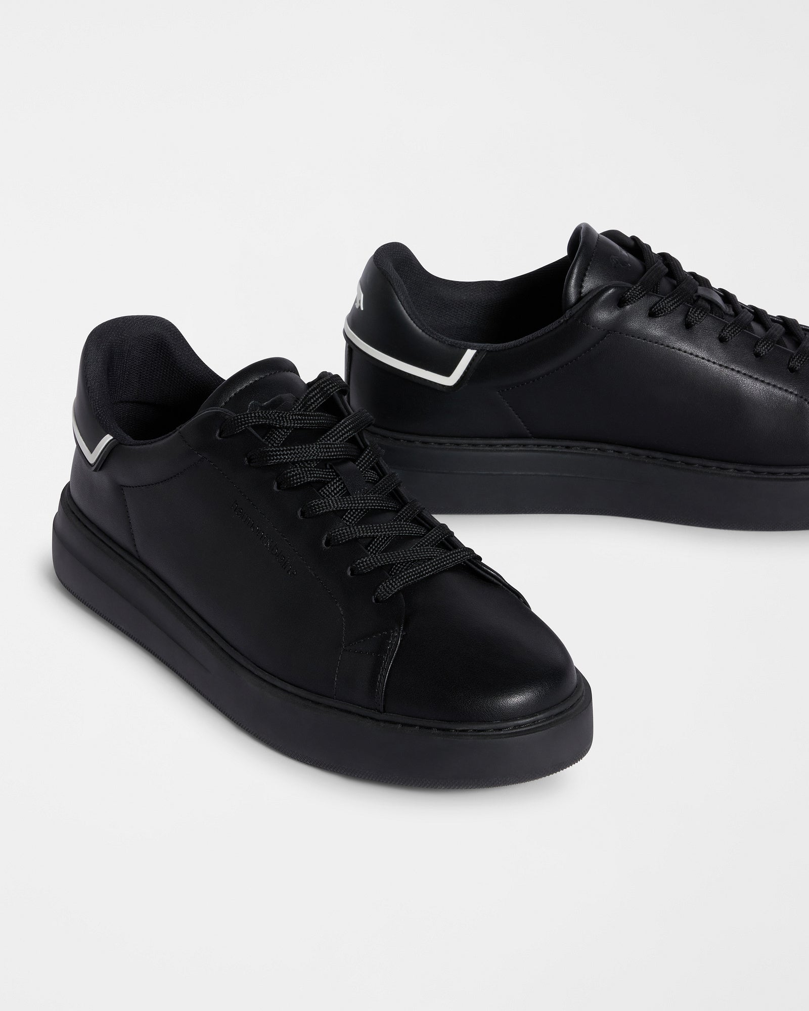 Sneaker Harmont & Blaine 2026
